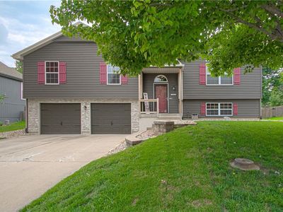1224 NE Beacon Ave, Lees Summit, MO, 64086
