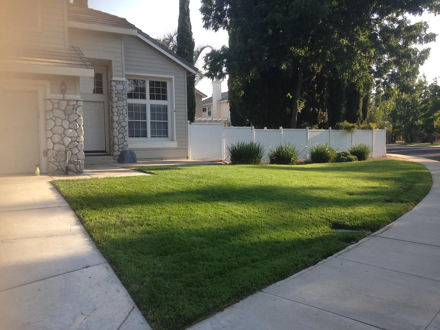 760 Summer Cir photo 1