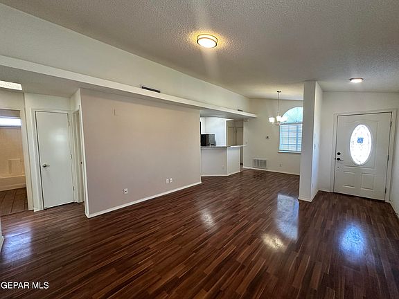 3rd image of 12372 Tierra Canada Dr