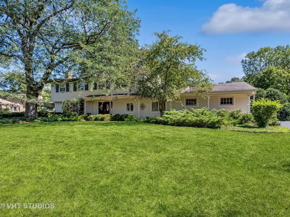 1185 Oak Knoll Dr, Lake Forest, IL 60045