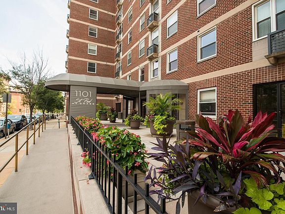 3rd image of 1101 Saint Paul St Unit 302