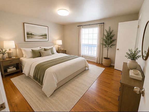 3rd image of 12888 Montfort Dr #242
