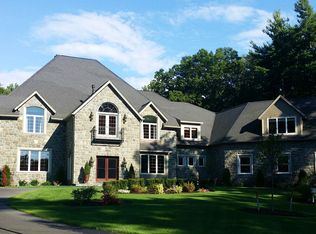 7 Taymor Trl, Clifton Park, NY 12065