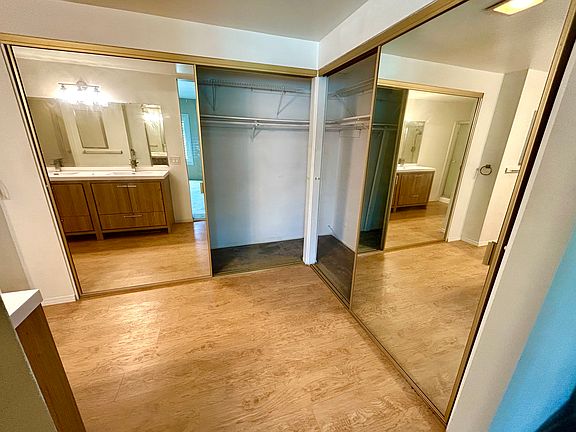 3rd image of 10242 Arundel Ave