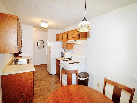 5th image of 315 Waite Ave S APT 210