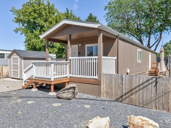 1500 W 7th St #2A, Weiser, ID 83672