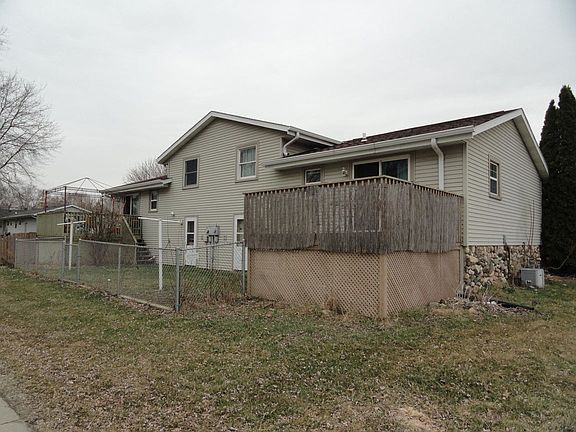 4th image of 733 E Loos St #735