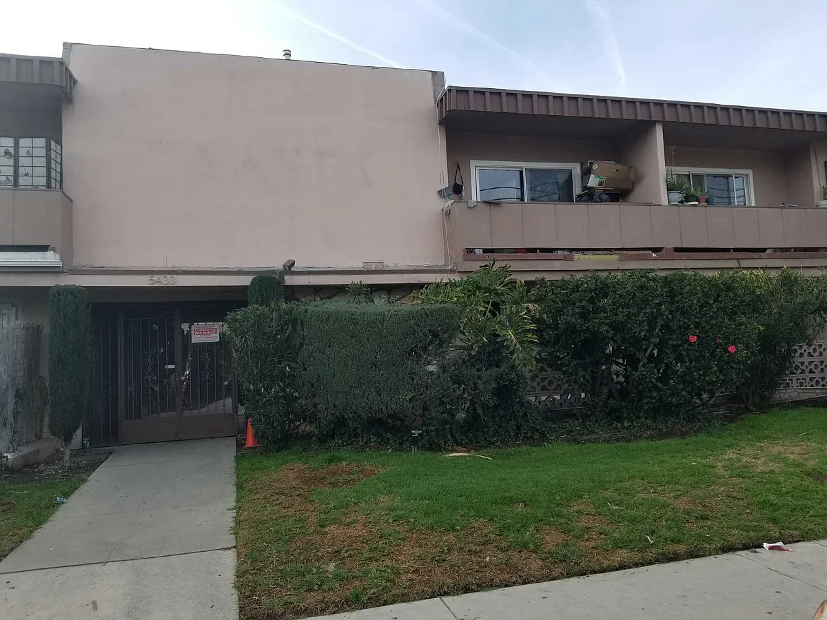 Building Photo - Sepulveda Blvd