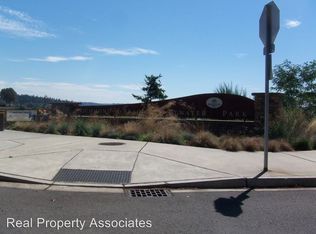 115 NW 177th Ln, Shoreline, WA 98177