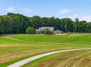 2404 Savage Creek Dr, Springfield, TN 37172