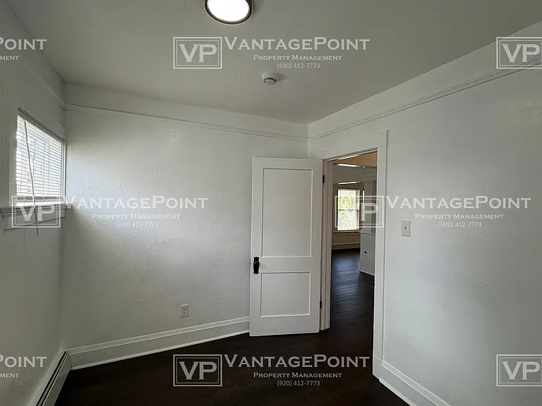 604 S Maple Ave — Photo 8