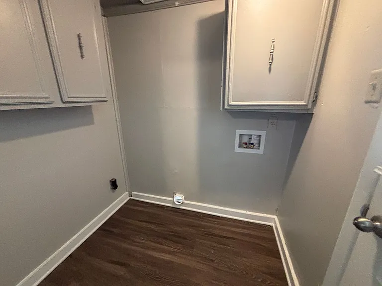 2160 Saint Elmo Ave — Photo 23