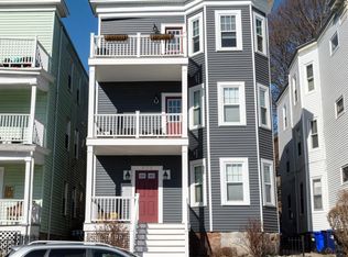 275 Minot St #3, Boston, MA 02124
