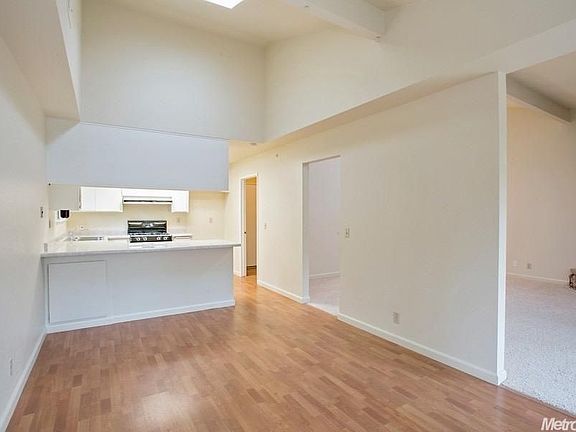 5th image of 1809 Humboldt Ave