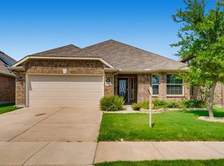641 Kinghaven Dr, Little Elm, TX 75068