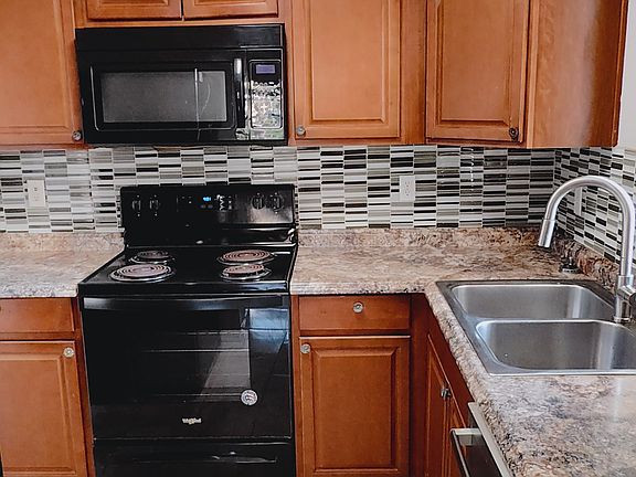 4th image of 1562 SE Royal Green Cir #103