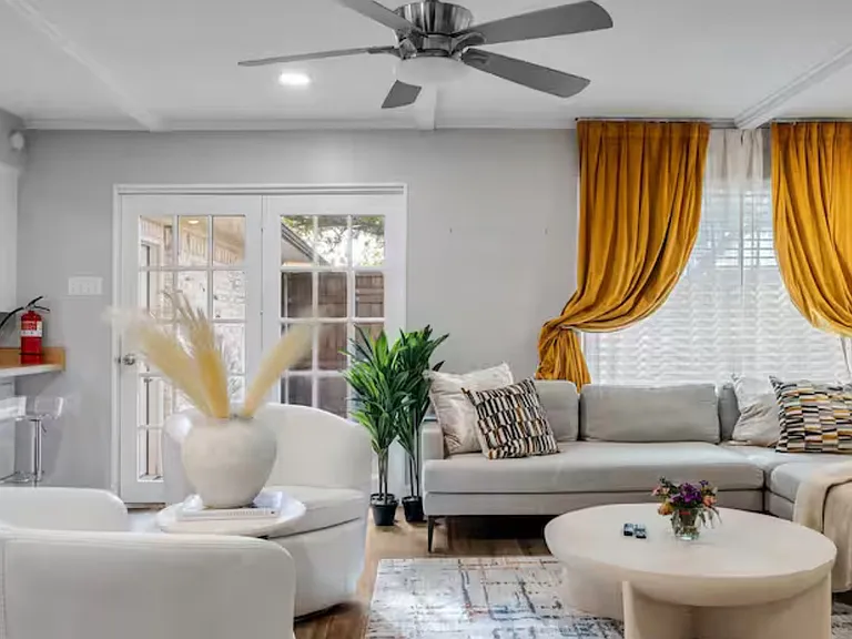 9005 Villa Park Cir — Photo 4