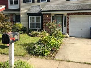 110 Eton Ln, Mount Laurel, NJ 08054