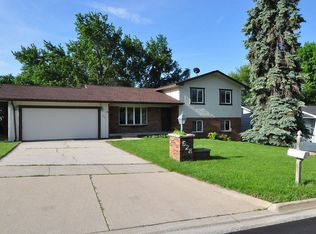 528 Westbourne Rd, Waterloo, IA 50701