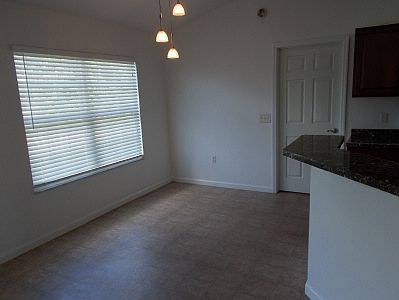 3rd image of 215 SE Gregory Gln