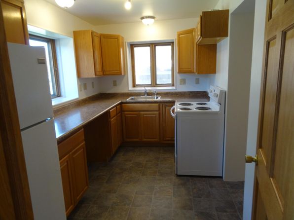 276 Center St APT 2