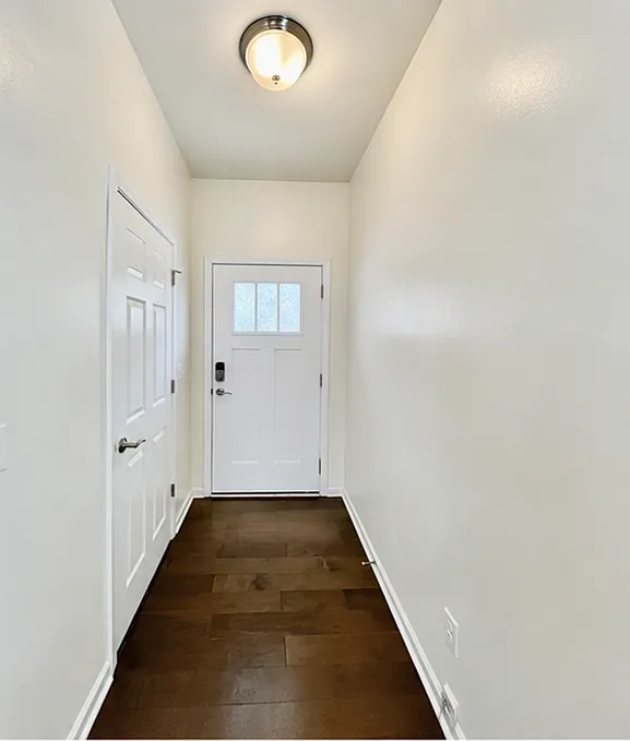 2 bed, 1.5 bath, 1120 sqft, $1,800 — Photo 2