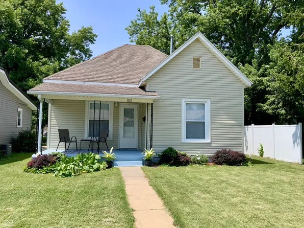 1115 N Cherry St, Rushville, IN 46173