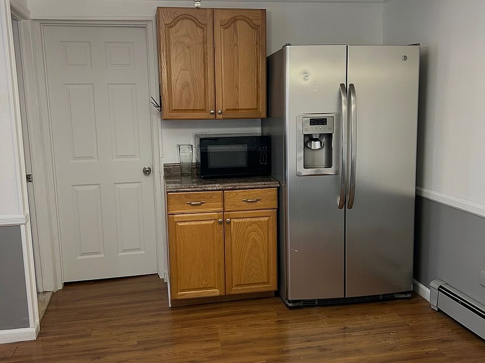2nd image of 783 Sherman Ave #1