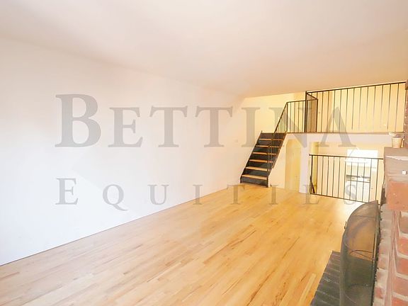 3rd image of 327 E 34th St APT 4F