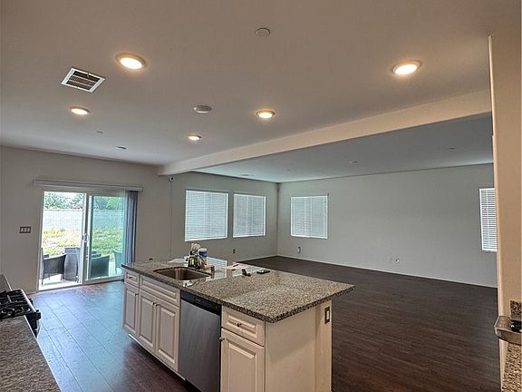5th image of 11016 Clear Lake Ln