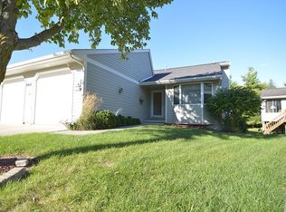 4014 Stone Brooke Rd, Ames, IA 50010