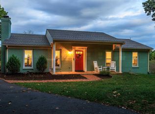 1112 Pine Glen Rd, Staunton, VA 24401