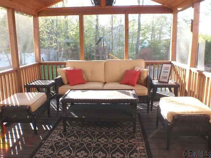 2nd image of 26 BERGEN WOODS