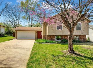 78 Julie Ln, Saint Peters, MO