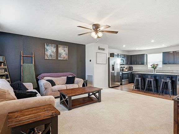 4th image of 2483 Saint George Way