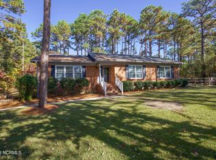209 Selkirk Trl, Southern Pines, NC 28387