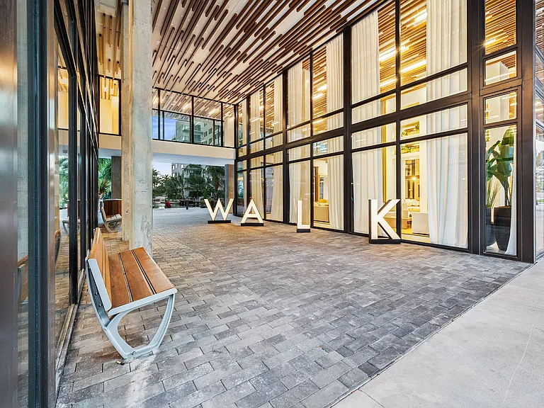 10X Las Olas Walk — Photo 20