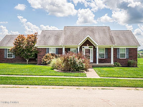 3rd image of 110 Savannah Ct