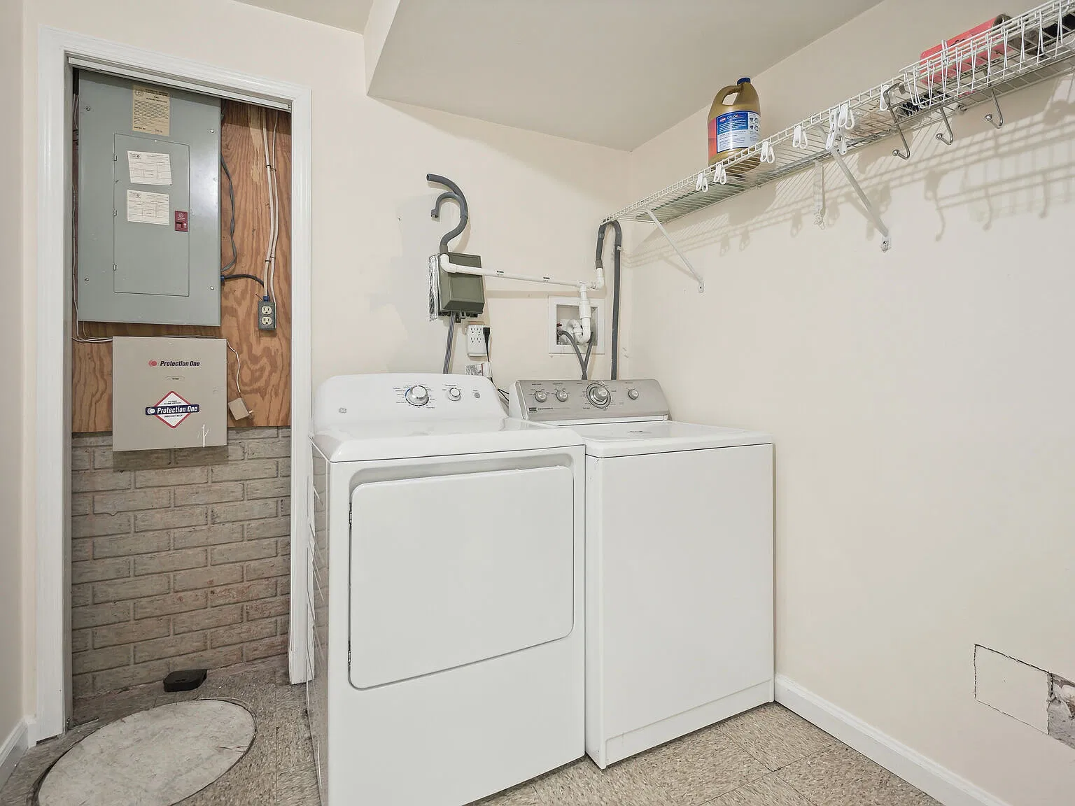 8266 Amity Circle - 1 — Photo 3