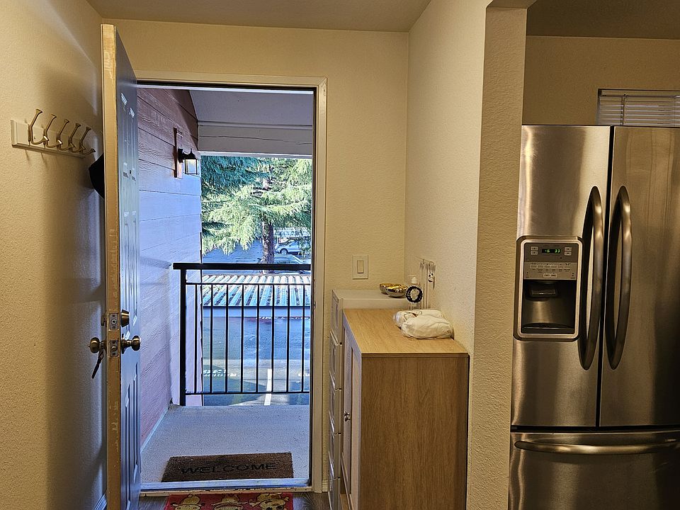 1st image of 12621 SE 41st Pl APT G204