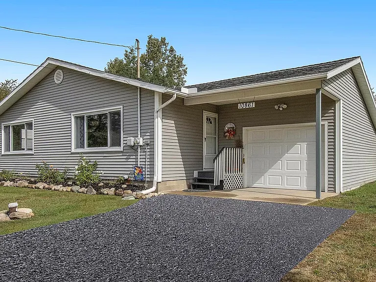 10861 N Waldron Rd — Photo 1