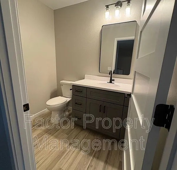3208 Scotch Ln — Photo 7