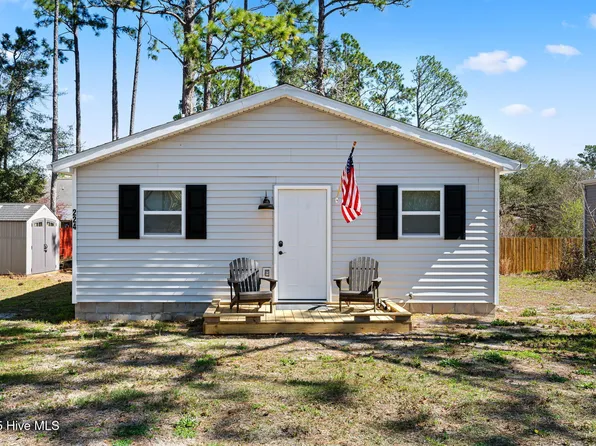 224 Sycamore Road, Southport, NC 28461
