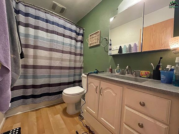 5th image of 3789 Kensington Ave
