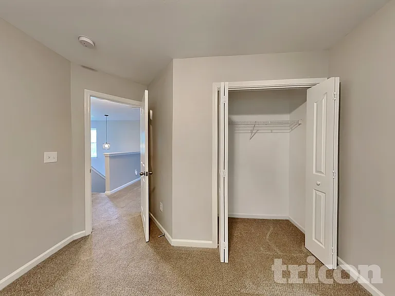6716 Commack Dr — Photo 11