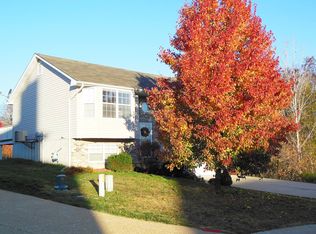 1000 Caleb Dr, Arnold, MO