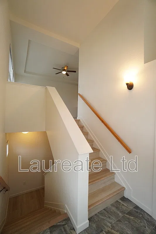 2 bed, 2.0 bath, 1400 sqft, $2,695 — Photo 3