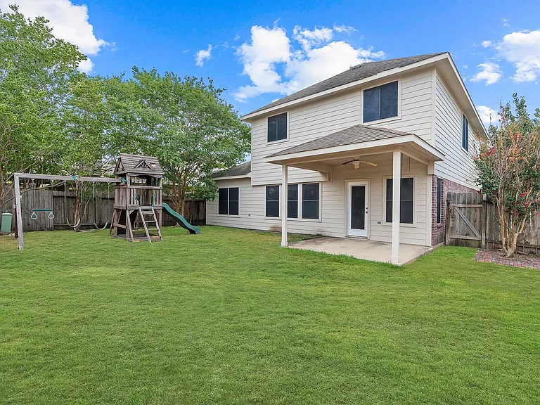 10003 Lynette Falls Dr — Photo 41