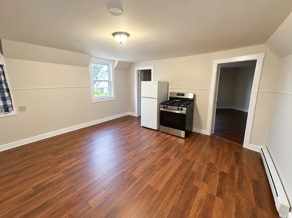 80 Morin Avenue, 80 Morin Ave #D, Danielson, CT 06239
