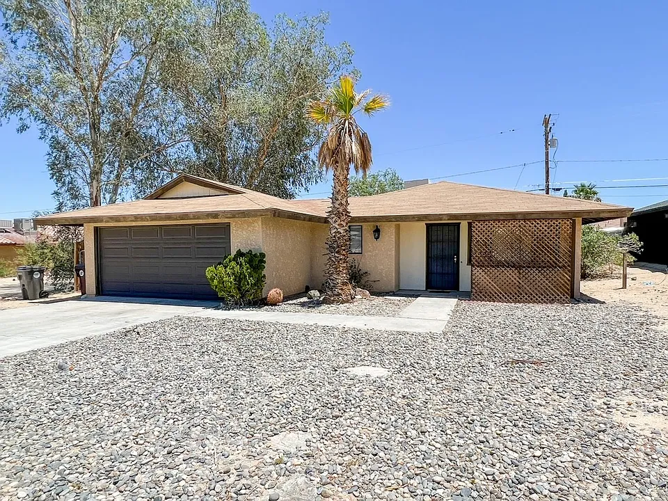 6245 Cahuilla Ave